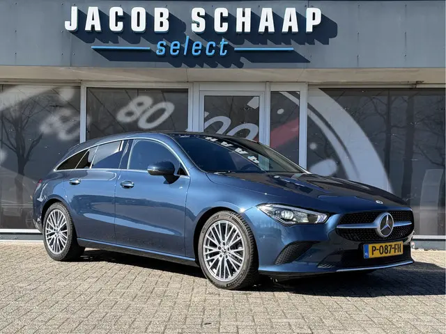 Mercedes-Benz CLA-klasse Shooting Brake 180 Business Solution Luxury Automaat / Leder / PDC v+a / Na...