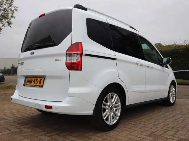 Ford Tourneo Courier