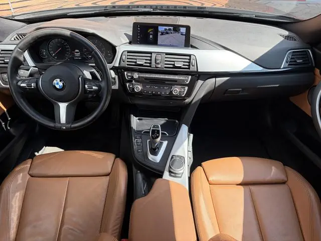 BMW 3-serie Gran Turismo 320i High Executive Edition Trekhaak wegklapbaar / Lederen bekleding / Pano...