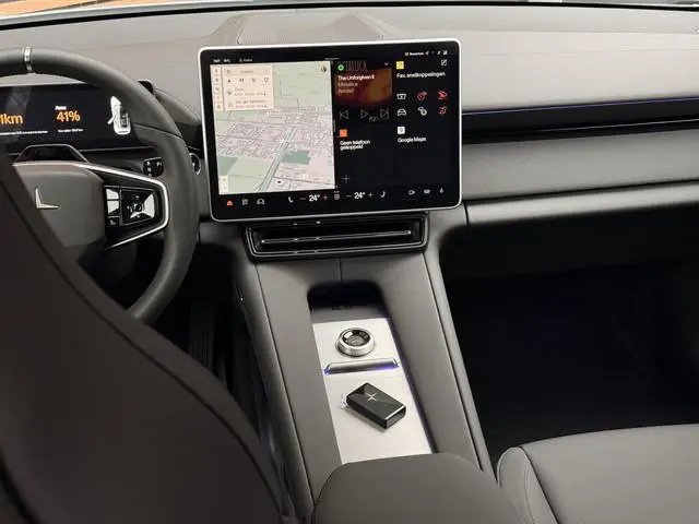 Polestar 4