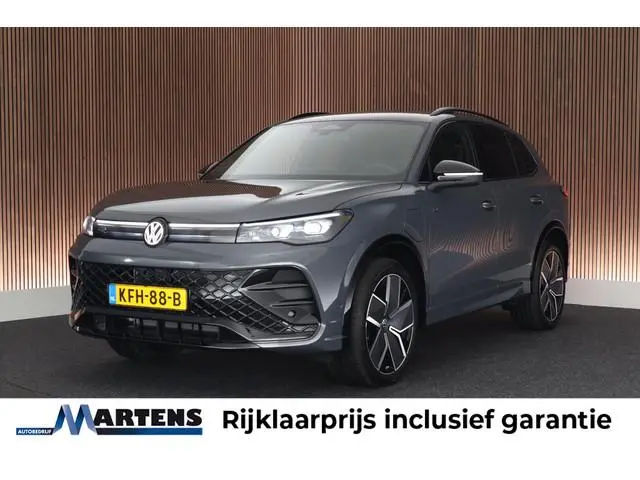 Volkswagen Tiguan 1.5 272pk eHybrid R-Line Business Black Style 360Camera Head-Up Keyless Massage Ca...