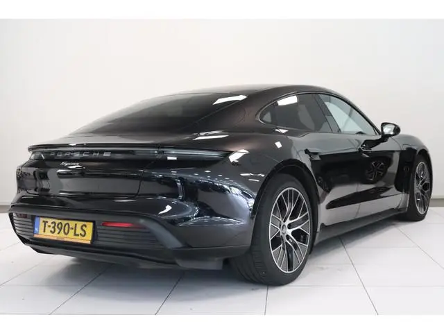 Porsche Taycan Performance 84 kWh | Pano | Sport chrono  | Warmtepomp | SoH 91% | Adaptieve cruise |...