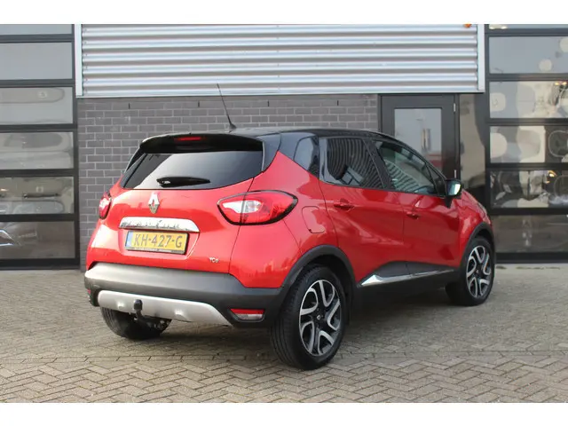 Renault Captur 1.2 TCe Helly Hansen / Automaat / Keyless / Camera