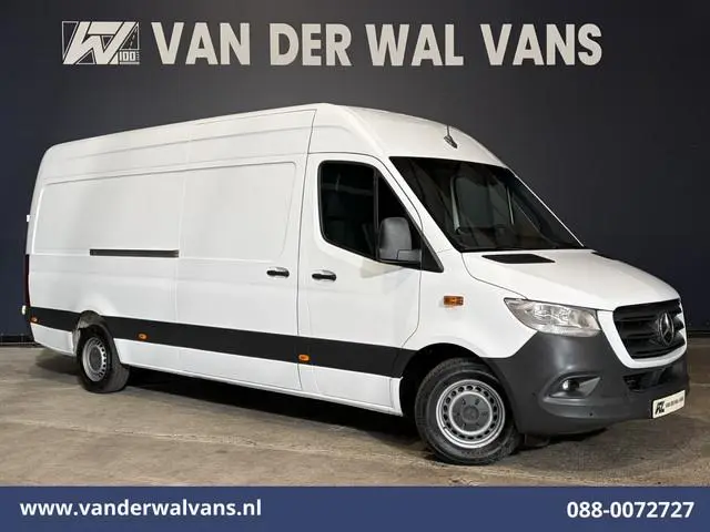 Mercedes-Benz Sprinter 316 CDI 164pk L3H2 Euro6 Airco | Camera | Navigatie | Apple Carplay | Chauffe...