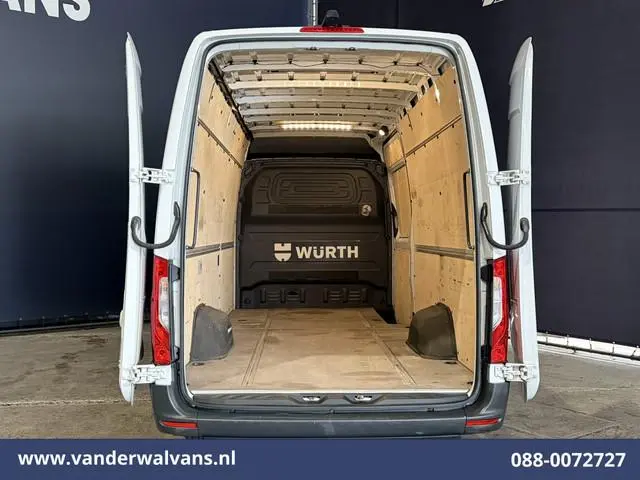 Mercedes-Benz Sprinter 316 CDI 164pk L3H2 Euro6 Airco | Camera | Navigatie | Apple Carplay | Chauffe...