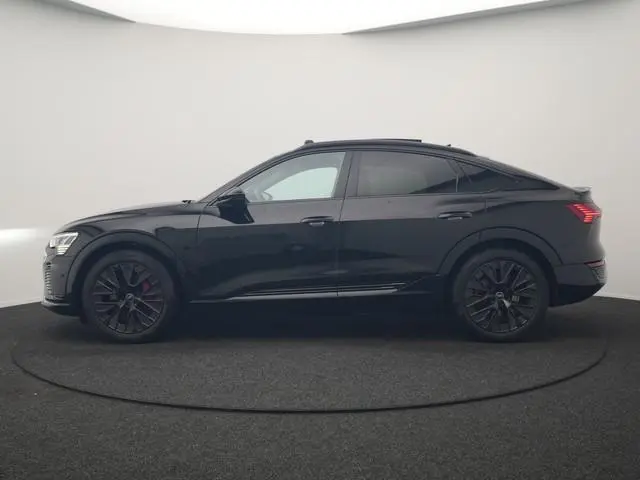 Audi Q8 Sportback e-tron 55 quattro 2x S Line 114 kWh 408pk Dealer O.H. | Luchtvering | Panodak | He...