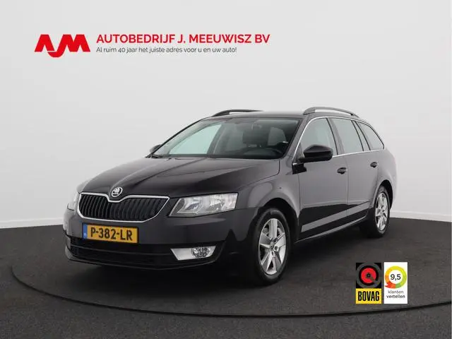 ŠKODA Octavia Combi 1.0 TSI Greentech Ambition/ trekhaak/ zeer mooi!