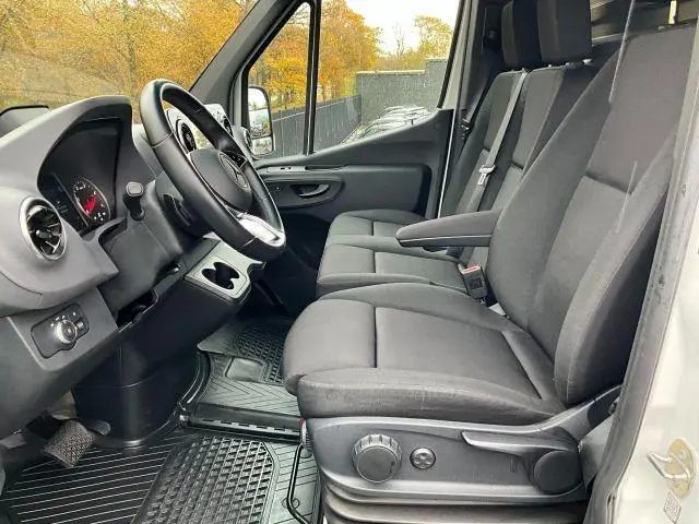 Mercedes-Benz Sprinter 317 L2H2 3.5 T AHK LED