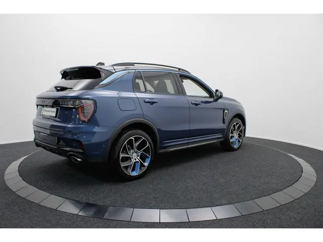 Lynk & Co 01 1.5 PHEV 261 PK | Panoramadak | 360 graden camera | Cruise contr