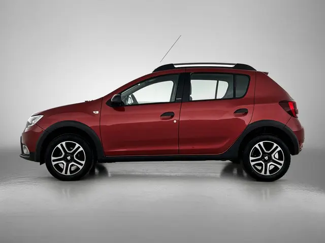 Dacia Sandero 0.9 TCe AUTOM. SL Stepway CAMERA | NAVI | DAKRAILS | 15"LMV