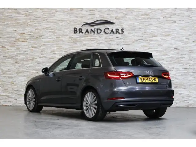 Audi A3 Sportback 1.4 e-tron PHEV Ambition Pro Line plus | PANO | S LINE | Keyless |
