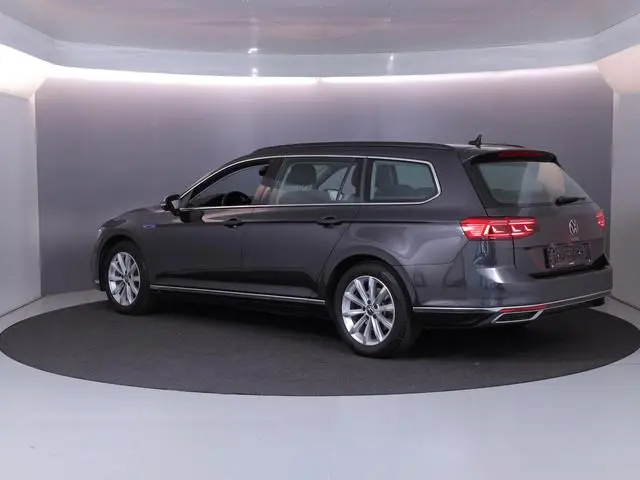 Volkswagen Passat Variant 1.4 TSI PHEV GTE Business 218 pk Automaat (DSG) | Navigatie | Trekhaak (we...