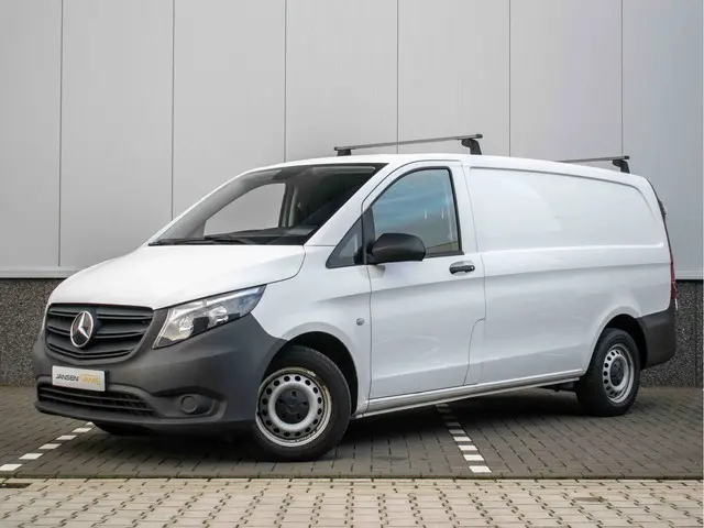 Mercedes-Benz Vito 114 CDI Lang | Trekhaak 2500kg | Carplay / android | ACC | Achteruitrijcamera | B...