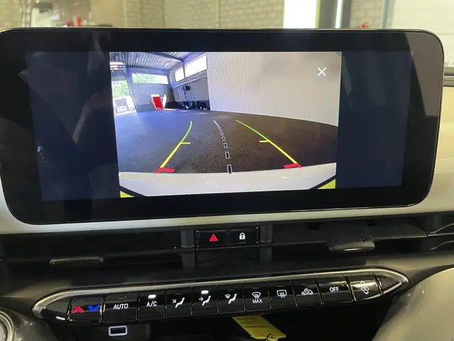 Fiat 500e Comfort Style 3+1 42 kWh 244km actieradius | Navigatie | Apple Carplay/Android Auto | Came...