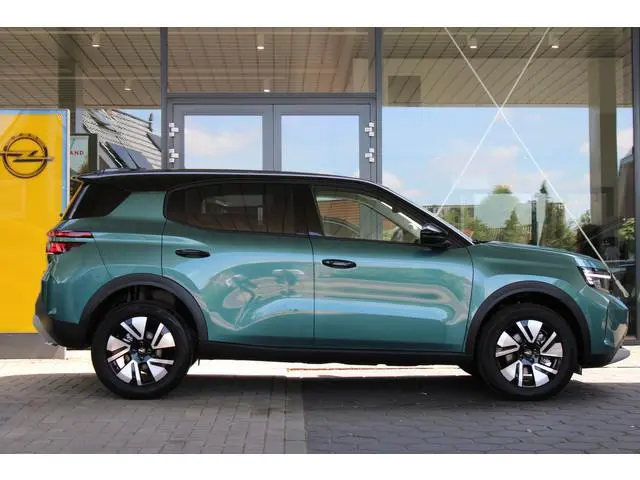 Opel Frontera 1.2 Turbo Hybrid Ultimate 5p. | Keyless Entry & Start | Winterpack | BLIS | Achteruitr...