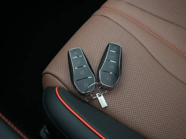BYD SEAL U