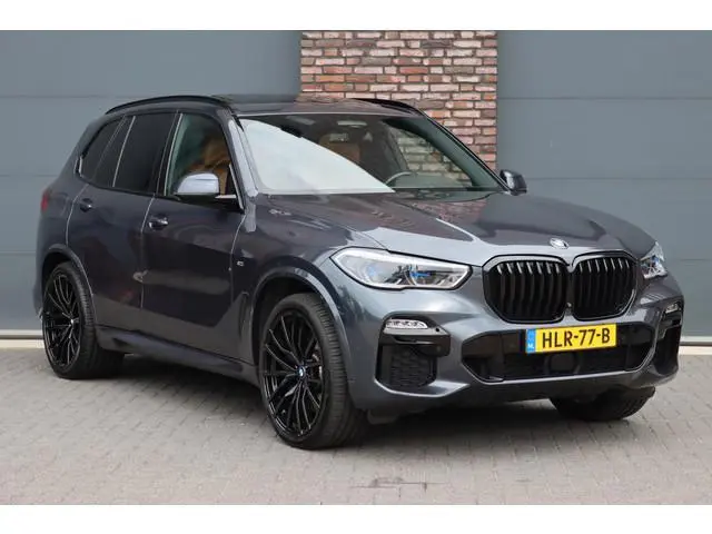 BMW X5 xDrive45e High Executive | M-Sport | Luchtvering | Achterasbesturing | Massage | HUD | Laserv...