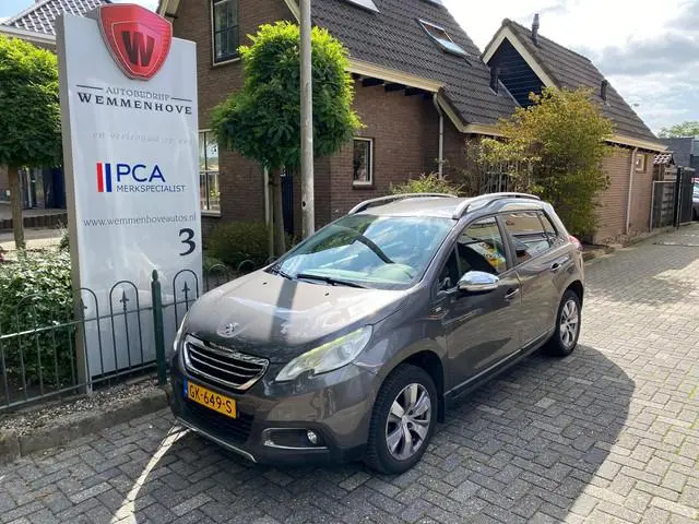 Peugeot 2008 1.2 PureTech Style