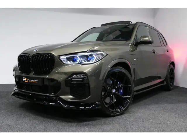 BMW X5 xDrive45e M Sport / Orig. Nederlands / Maxton Design Bodykit V.2 / Panoramadak Sky Lounge / M...