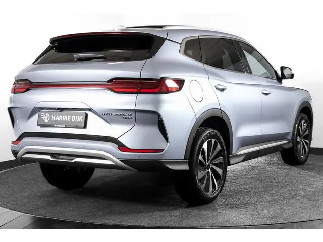 BYD SEAL U