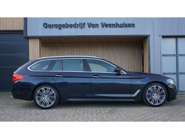 BMW 5-serie Touring 530i 252pk M-Sport High Executive Pano.Dak Nappa-Leder Adap-LED 19inch LM Virtua...