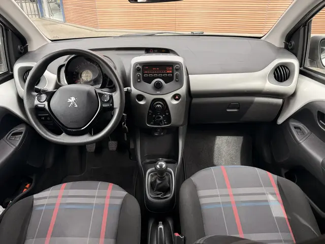 Peugeot 108 1.0 e-VTi Active Airco / Zelf onderhouden / 5Drs