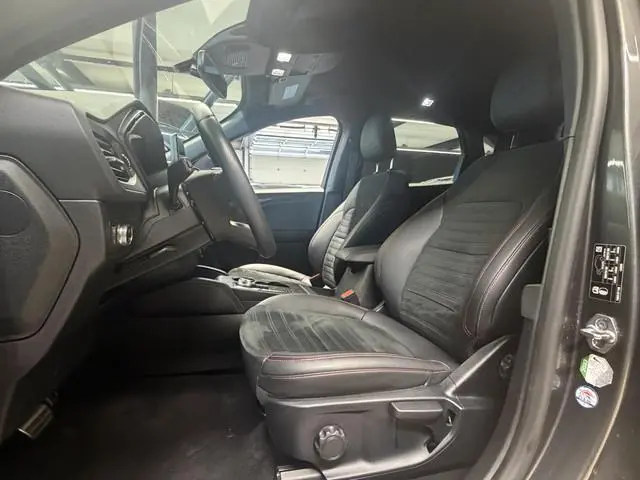 Ford Kuga 2.5 PHEV ST-Line X Binnenkort meer foto's | ST Line X | Winterpack | B&O