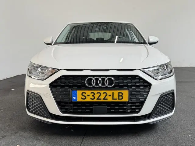 Audi A1 Sportback 30 TFSI 110pk Pro Line Navigatie MMi plus Airco Cruise control Instap verlichting...