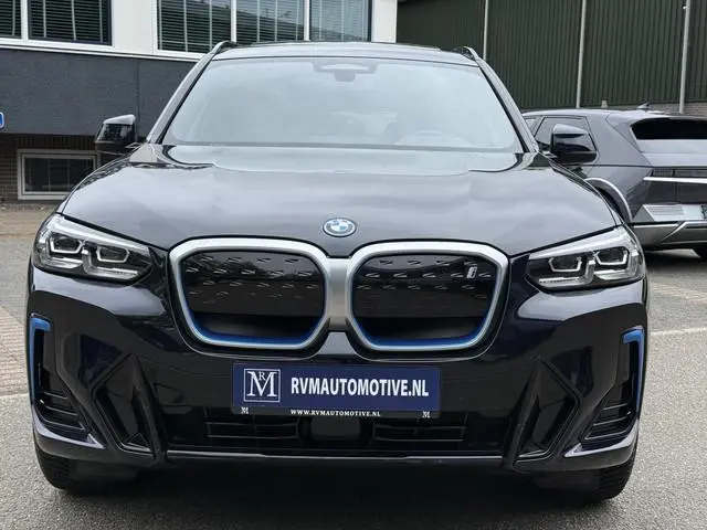 BMW iX3 Executive 80 kWh M-Sport |SOH 99% | ELEKTRISCHE TREKHAAK| ELEKTRISCHE ACHTERKLEP| PANORAMADA...