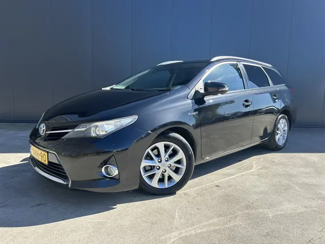 Toyota Auris Touring Sports 1.8 Hybrid 1e EIGENAAR PANO DAK CAMERA NAVI CRUISE ECC