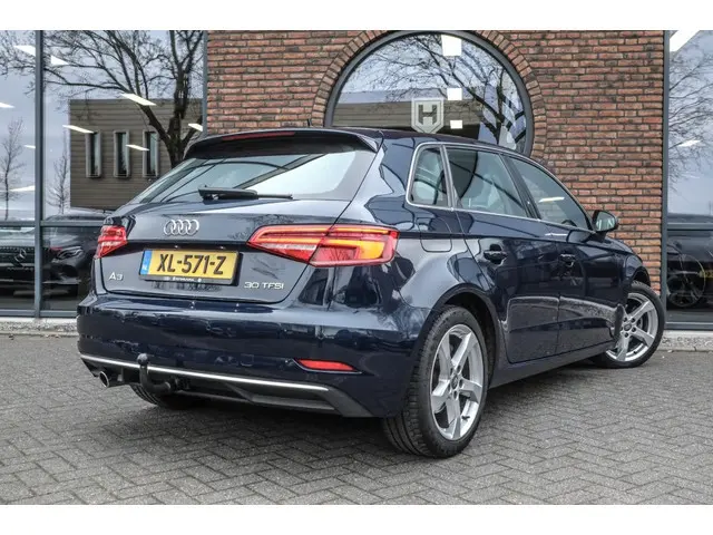 Audi A3 Sportback 30 TFSI Sport Lease Edition, Trekhaak