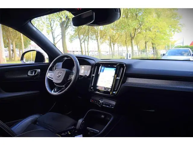 Volvo XC40 1.5 T4 Recharge R-Design |97% SOH|PANO|ACC|