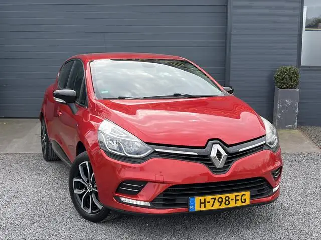 Renault Clio 0.9 TCe Limited 1e Eigenaar,Trekhaak,Airco,Cruise,Lm velgen,Weinig Km,Apk tot 06-2027