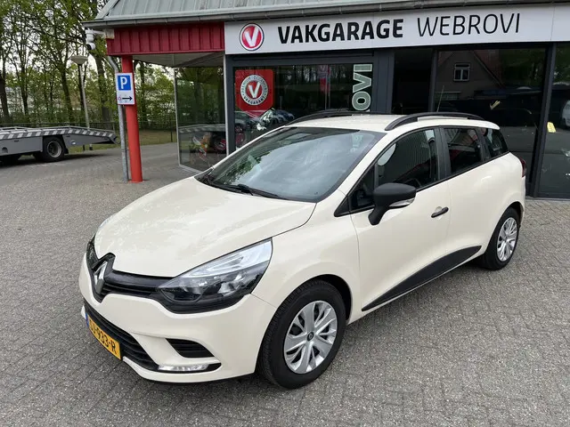 Renault Clio Estate 0.9 TCe Life 1e Eign. Incl. Beurt