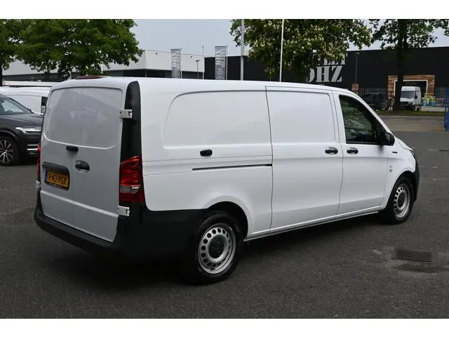 Mercedes-Benz eVito 112 L3 XL 66 kWh Distronic, Navigatie met Camera