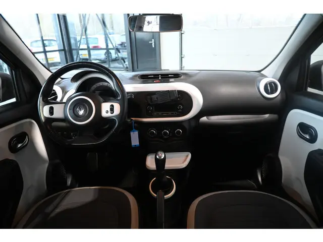 Renault Twingo 1.0 SCe Dynamique Airco Cruise Control 1e Eigenaar LED Rijklaarprijs Inruil Mogelijk!