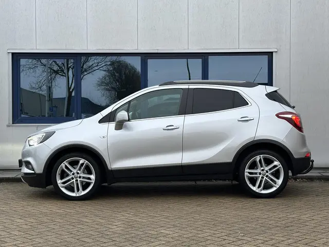 Opel Mokka X 1.4 Turbo Innovation l AGR Stoelen l Stuur/stoel verwarming l Schuifdak l