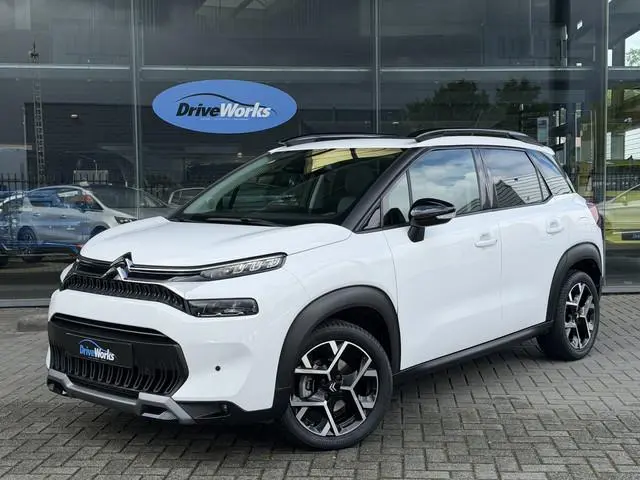 Citroën C3 Aircross 1.2 SHINE 130PK | Nieuwstaat | Automaat | Pano |  1/2 Leer | 17" | Carplay | Int...