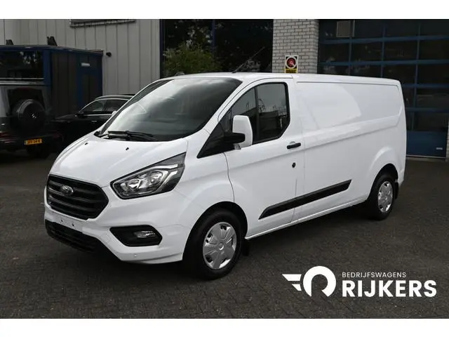 Ford Transit Custom L2 Trend 340L 2.0 TDCI 130 pk Camera, Trekhaak 2800 kg