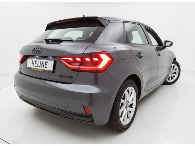 Audi A1 Sportback 30 TFSI 115PK S-TRONIC ADVANCED S LINE INT CAMERA/NAVI/SFEERVERL./B&O-AUDIO