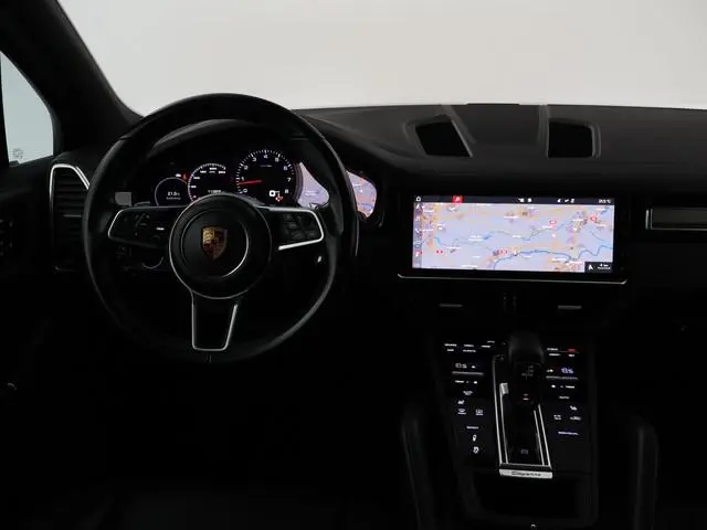 Porsche Cayenne 3.0 V6 340 PK + 360 CAMERA | PANORAMA | BOSE | 21 INCH | LUCHTVERING | WEGKL. TREKHA...