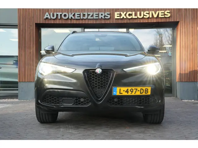 Alfa Romeo Stelvio 2.0 T AWD Super Keyless Leer Memory Stuurverw. DAB+ Camera
