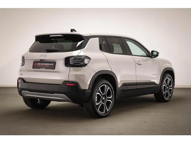 Jeep Avenger Altitude 54 kWh | SFEERVERLICHTING | DRAADLOZE LADER | DAB | APPLE | CAMERA