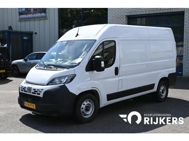Fiat Ducato L2H2 2.2 MultiJet 140 pk 3.5t Camera, Cruise control, 270 Graden deuren