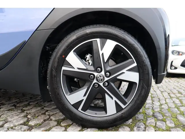 Toyota Aygo X Hybrid 115 pulse, Easy pack, Nieuw, in juli leverbaar met €1500 inruilpremie!!