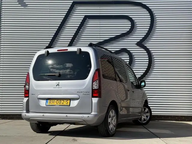 Peugeot Partner Tepee 1.2 PureTech Active 1e Eigenaar|Navi|Camera|Pano|PDC|Clima|Cruise|Stoelverwarm...