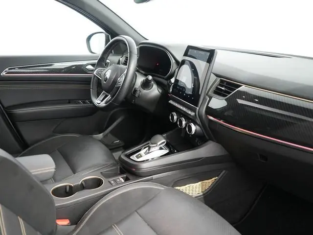 Renault Arkana 1.6 E-Tech hybrid 145 E-Tech engineered | Pano | Camera | Stoelverarming | Carplay |