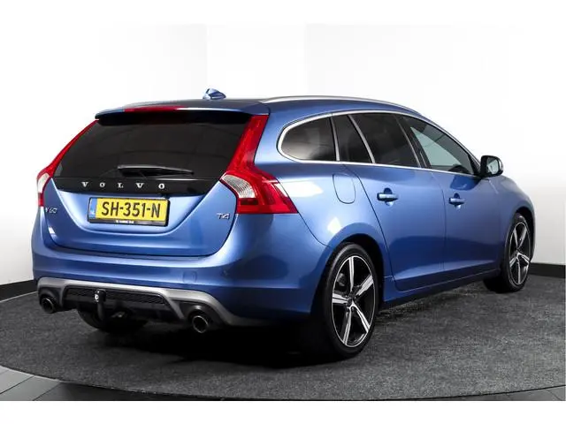 Volvo V60 2.0 T4 190 PK Business Sport - Automaat Org. NL. | S/K-Dak | Adapt. Cruise | Stoelverw. |...
