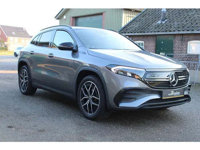 Mercedes-Benz EQA 250 AMG Line 67 kWh SOh 96,3% SFEER NAVI LED 43000KM!!!