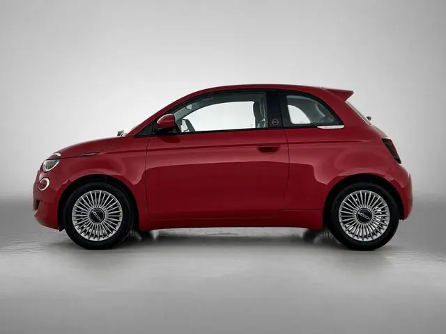 Fiat 500 1.0 Hybrid Torino Launch Edition | Airco | Parkeersensoren | Cruise Controle | Apple Carpla...